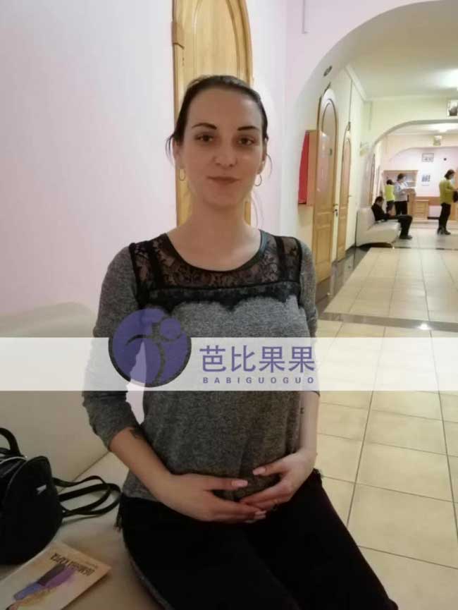 乌克兰试管助孕妈妈做四维彩超