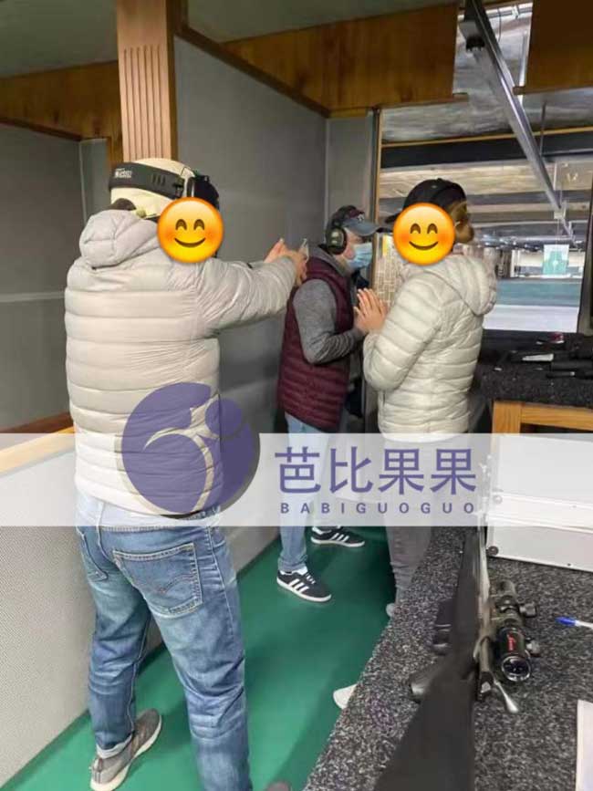 乌克兰试管期间玩射击